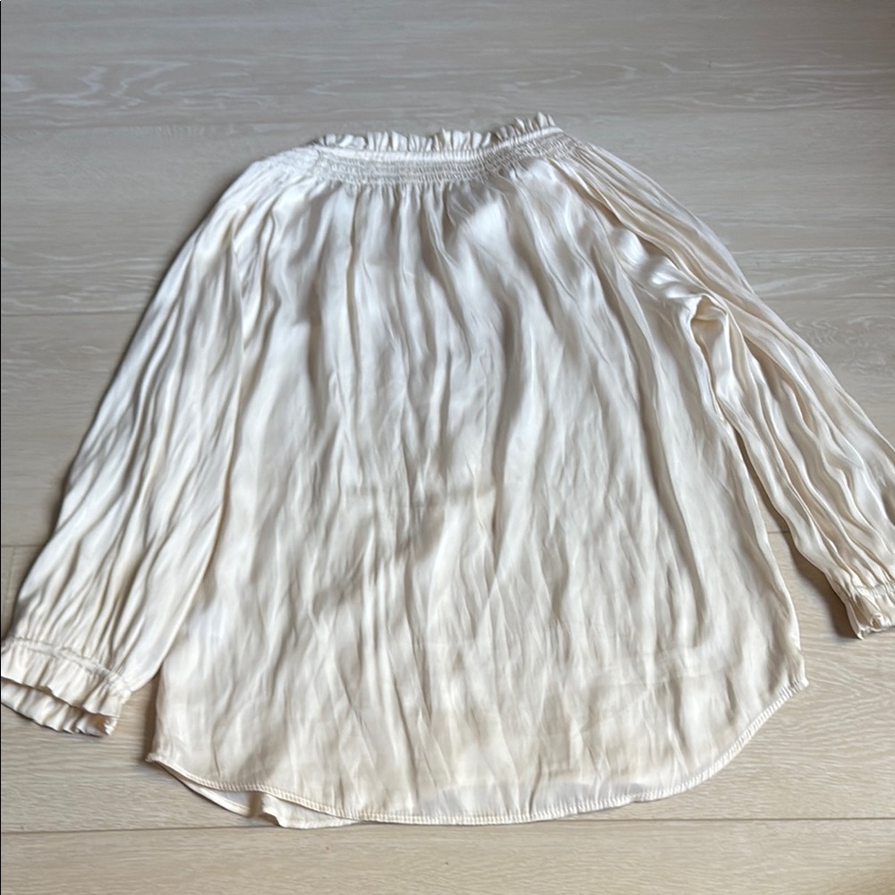 Chelsea & Theodore Cream Ruffled 3/4 Sleeve Peasant Blouse - Picture 7 of 7